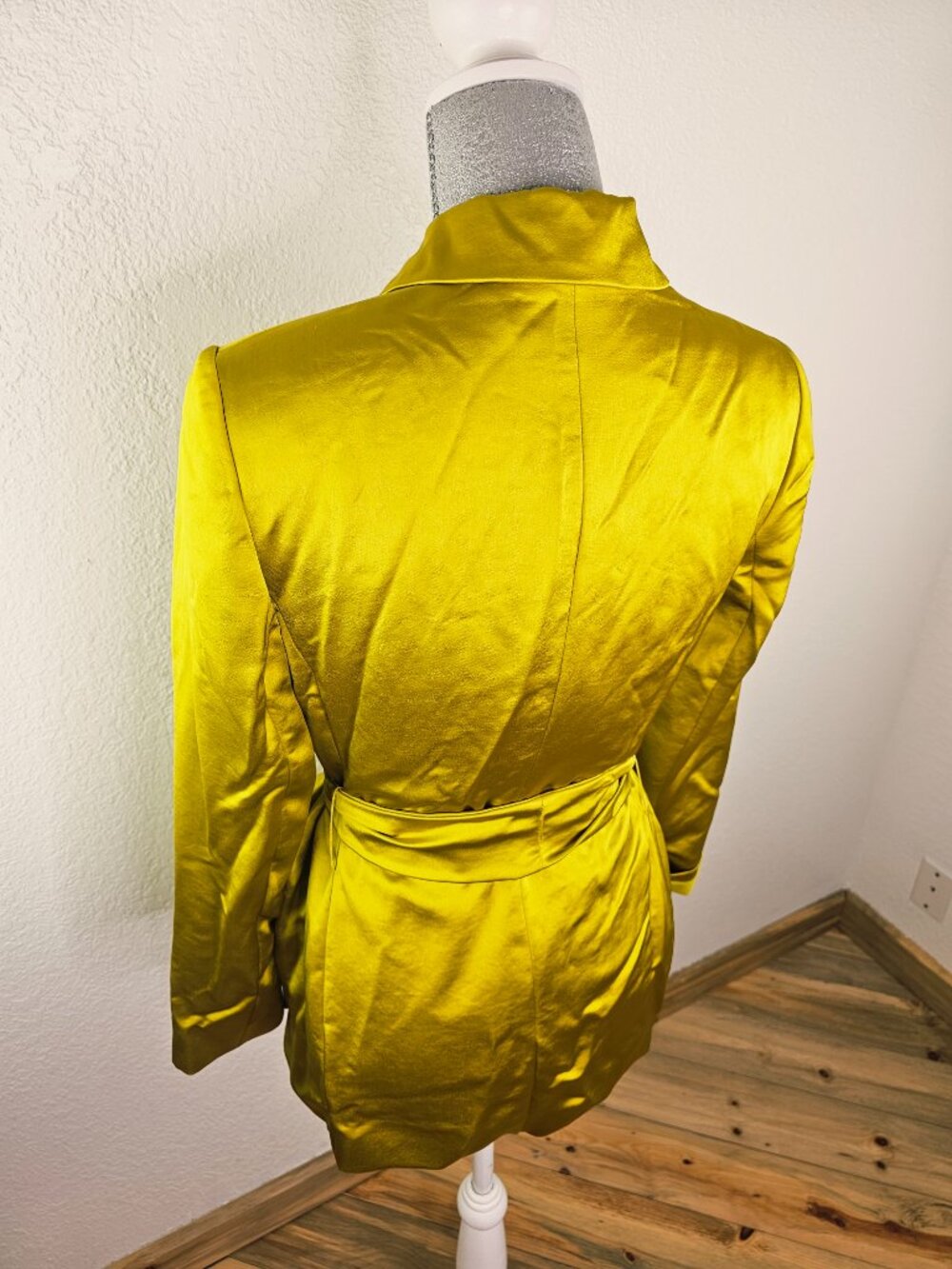 Express Satin Tie Waist Blazer ~ NEW Size Small - Picture 9 of 11